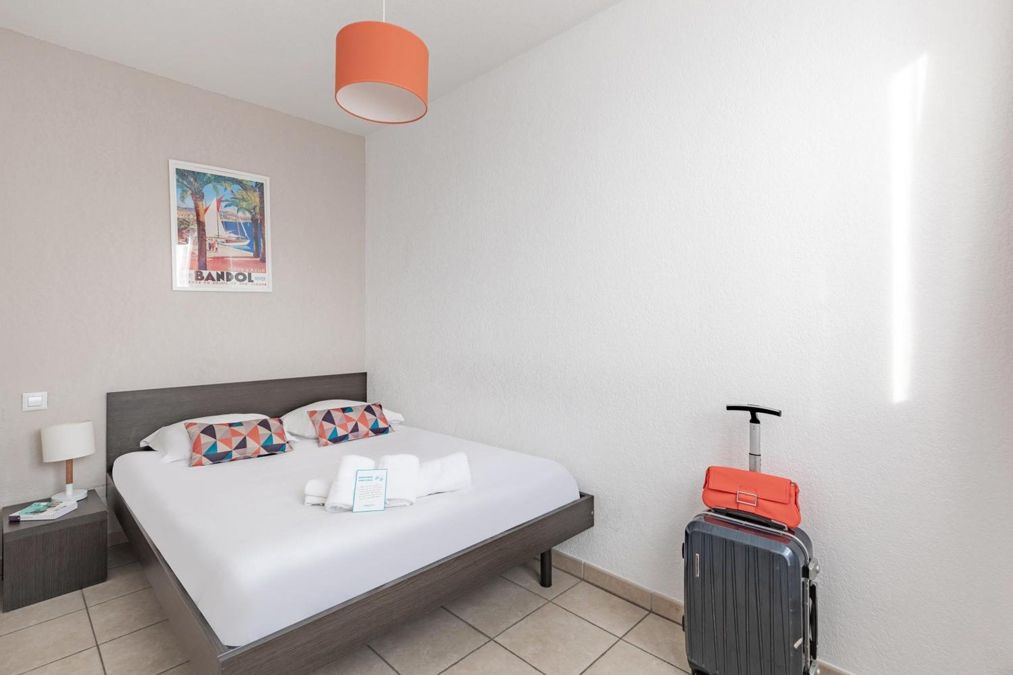 Appart'City Classic Marseille Aeroport - Vitrolles Экстерьер фото